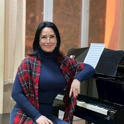 Caspi Art Uluslararası Yarışmalarının Jüri Üyesi - Yulizana Kukhmazova